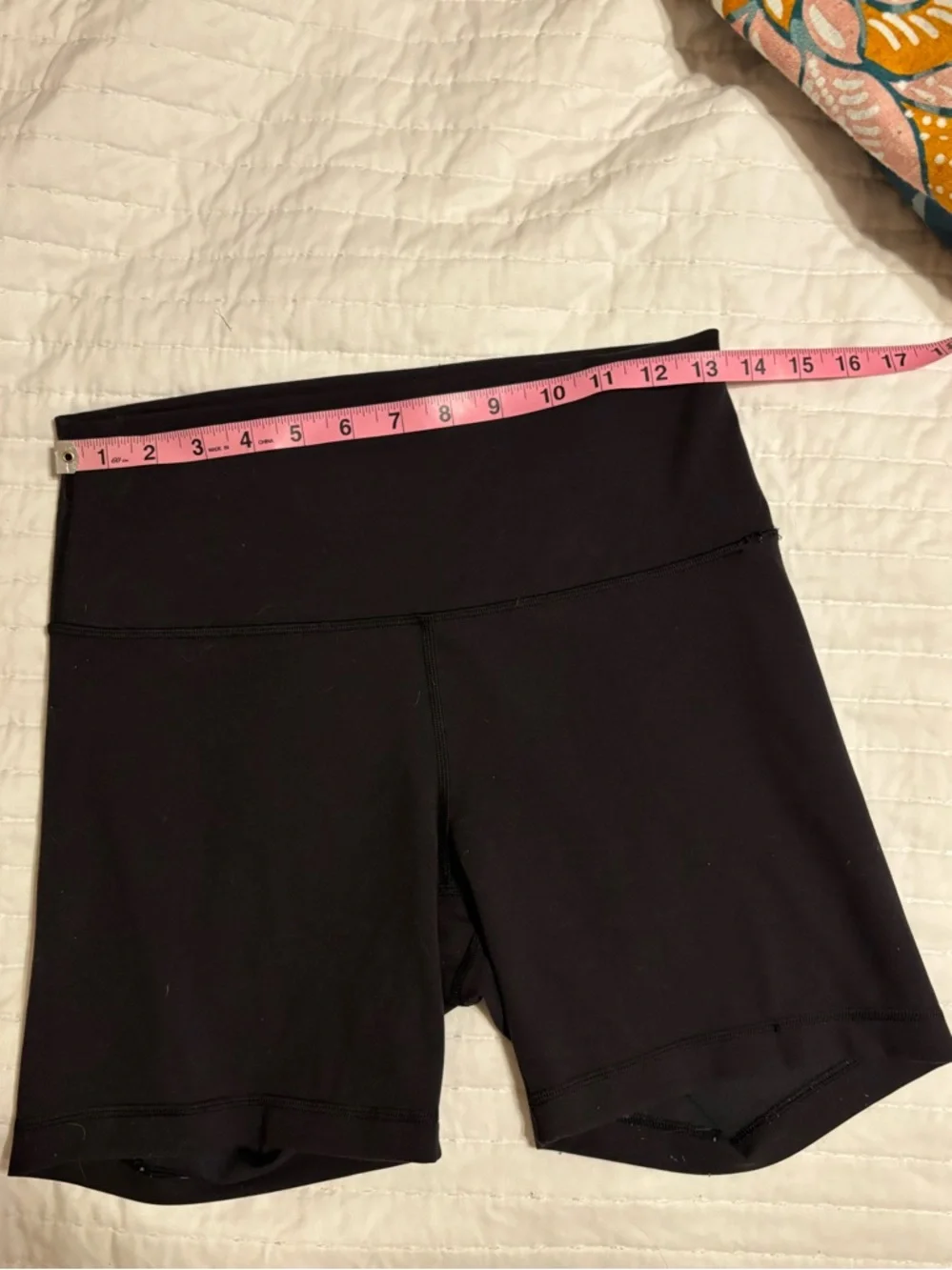 LULULEMON Black Biker Shorts - Picture 2 of 9